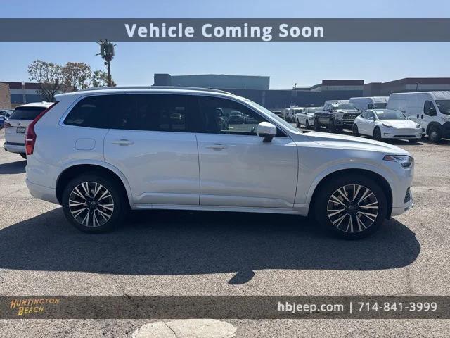 2021 Volvo XC90 T5 Momentum 7 Passenger