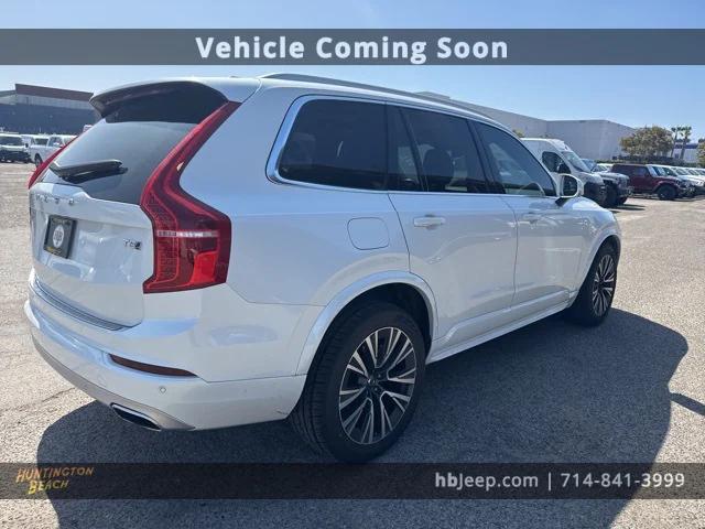2021 Volvo XC90 T5 Momentum 7 Passenger