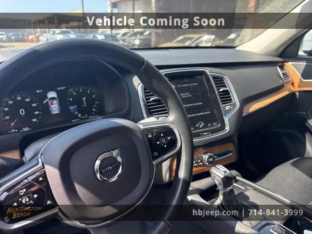 2021 Volvo XC90 T5 Momentum 7 Passenger