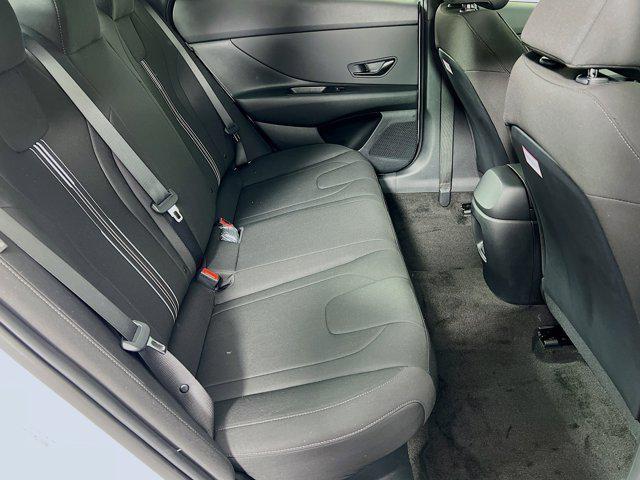 2025 Hyundai Elantra Hybrid SEL Sport