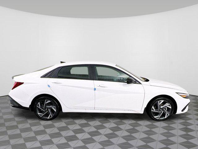 2025 Hyundai Elantra Hybrid SEL Sport