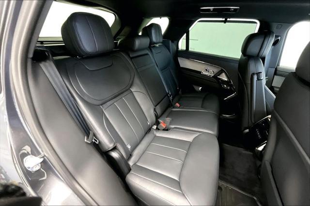 2025 Land Rover Range Rover Sport P360 SE