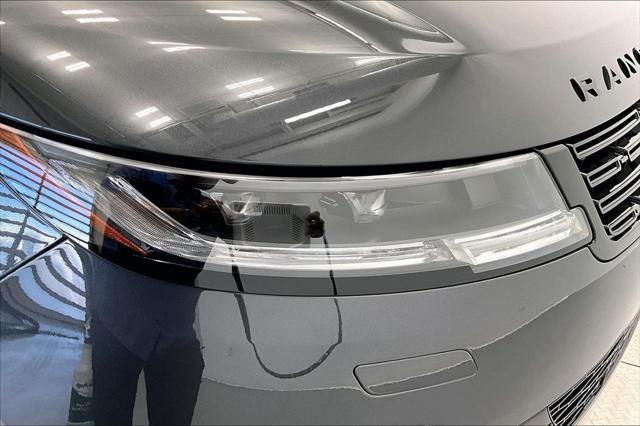 2025 Land Rover Range Rover Sport P360 SE