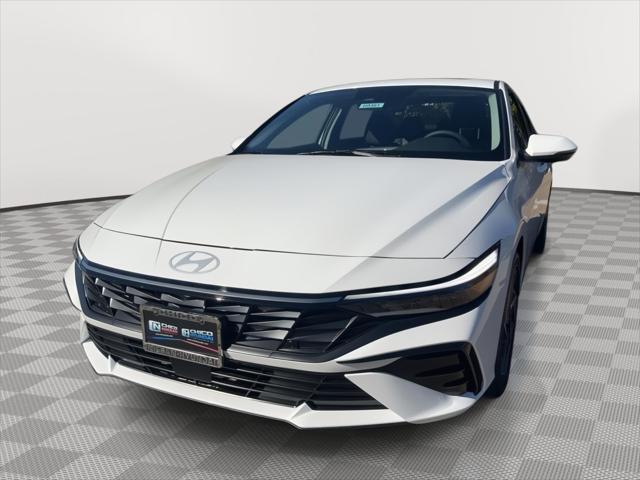 2025 Hyundai Elantra Hybrid Limited for sale in CHICO, CA