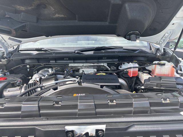 2022 GMC Sierra 2500HD 4WD Crew Cab Standard Bed AT4