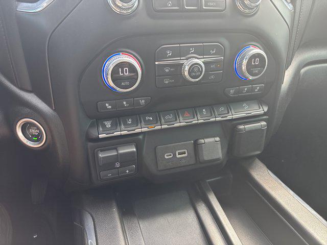 2022 GMC Sierra 2500HD 4WD Crew Cab Standard Bed AT4