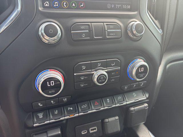 2022 GMC Sierra 2500HD 4WD Crew Cab Standard Bed AT4
