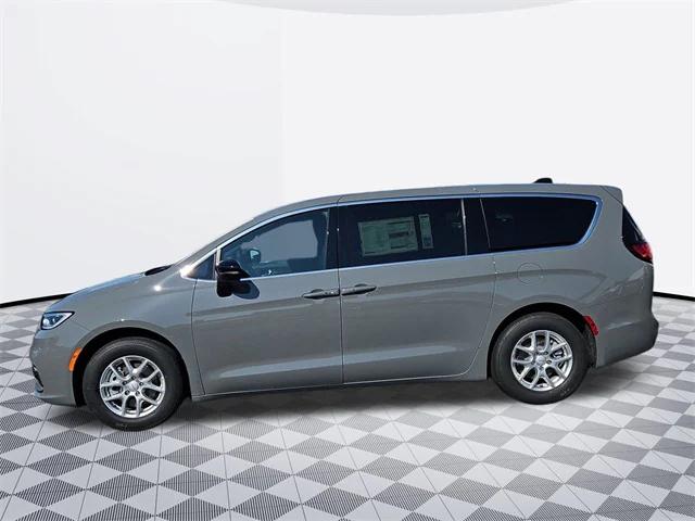2025 Chrysler Pacifica PACIFICA SELECT