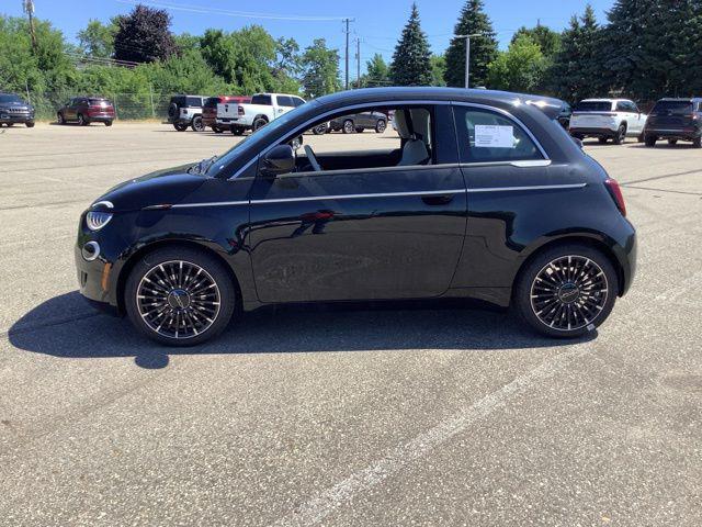 2025 Fiat FIAT 500e 500e ICONA