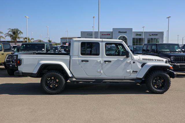 2025 Jeep Gladiator GLADIATOR HIGH TIDE 4X4