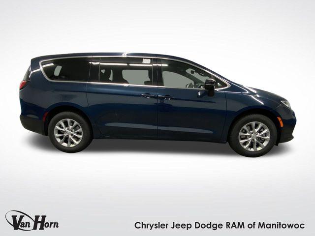 2025 Chrysler Pacifica PACIFICA SELECT AWD