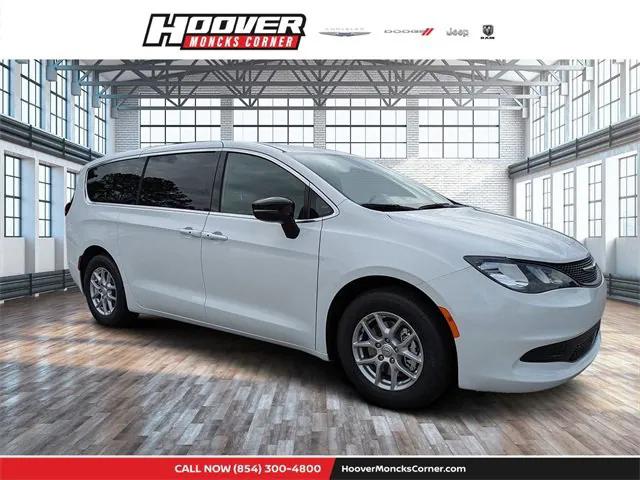 2025 Chrysler Voyager VOYAGER LX