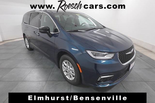 2025 Chrysler Pacifica PACIFICA SELECT
