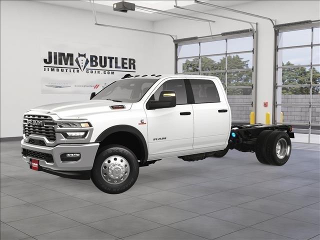 2025 RAM Ram 3500 Chassis Cab RAM 3500 BIG HORN CREW CAB CHASSIS 4X4 60 CA