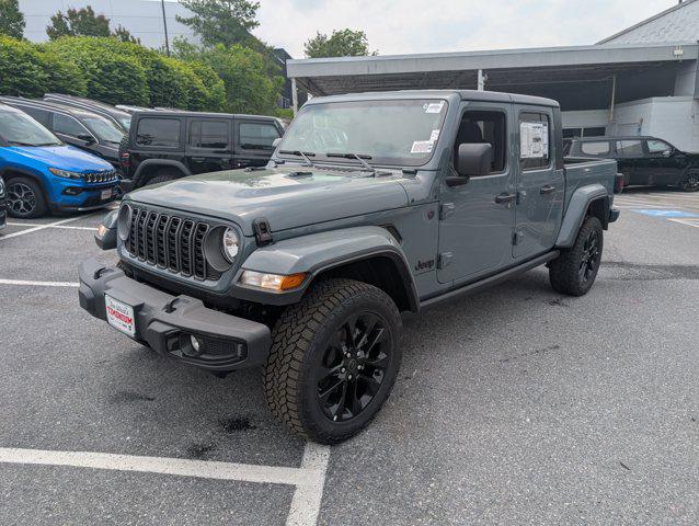 2025 Jeep Gladiator GLADIATOR NIGHTHAWK 4X4