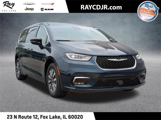 2025 Chrysler Pacifica Hybrid PACIFICA PLUG-IN HYBRID SELECT