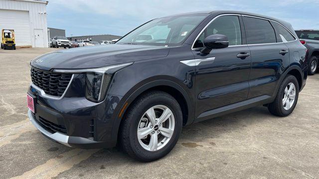 2025 Kia Sorento LX