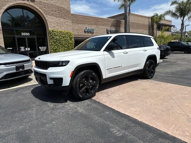 2023 Jeep Grand Cherokee L Altitude 4x4
