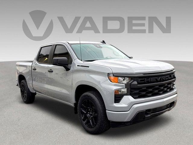 2024 Chevrolet Silverado 1500 4WD Crew Cab Short Bed Custom 2024 Chevrolet Silverado 1500 4WD Crew Cab Short Bed Custom