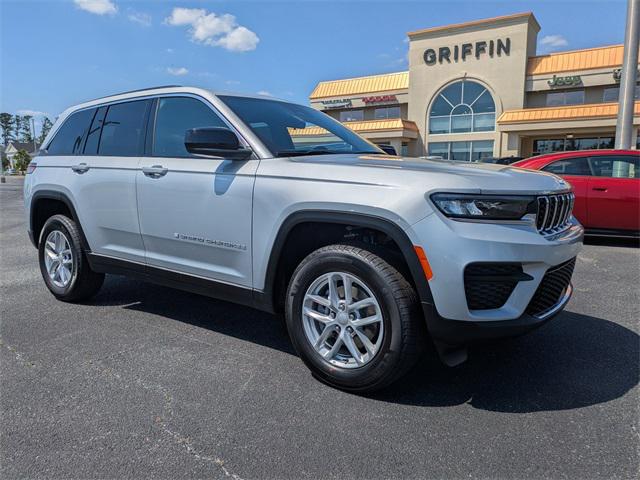 2025 Jeep Grand Cherokee GRAND CHEROKEE LAREDO X 4X2