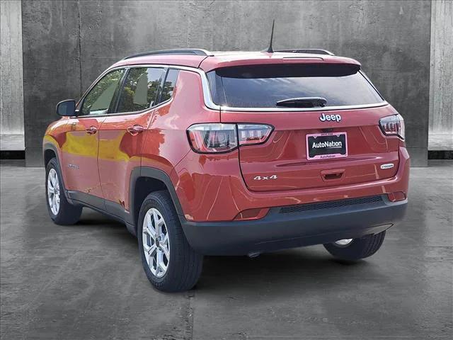 2025 Jeep Compass COMPASS LATITUDE 4X4