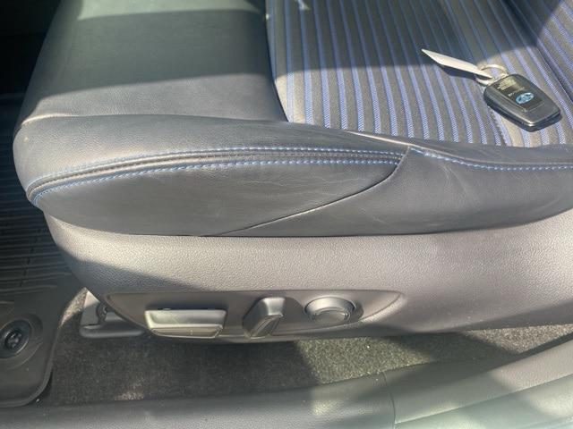 2019 Toyota RAV4 Hybrid XSE