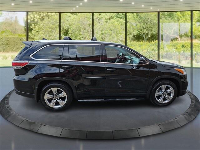 2016 Toyota Highlander Limited V6
