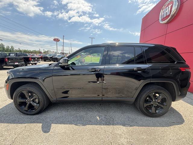 2023 Jeep Grand Cherokee Altitude 4x4