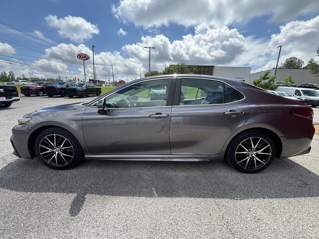 2023 Toyota Camry SE Nightshade Edition