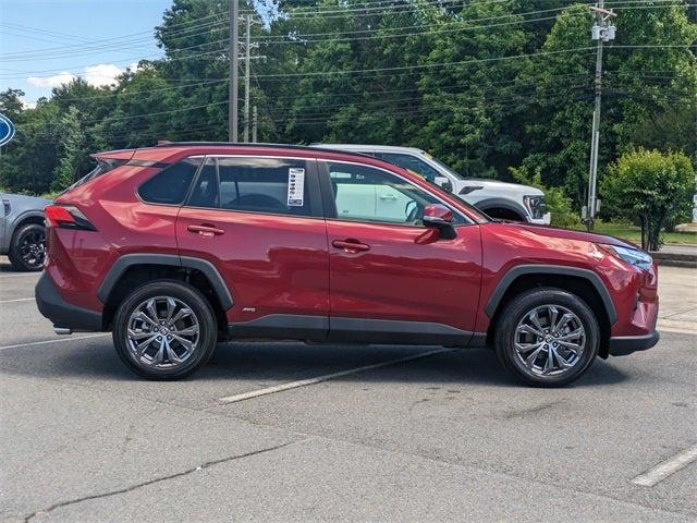 2022 Toyota RAV4 Hybrid XLE Premium
