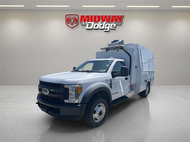 2017 Ford F-550 Chassis XL