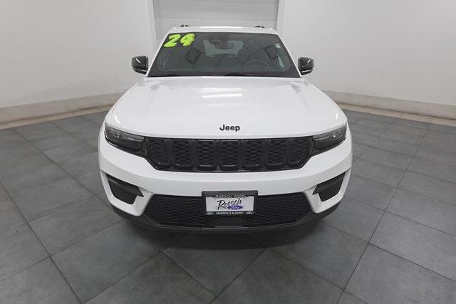 2024 Jeep Grand Cherokee Altitude 4x4