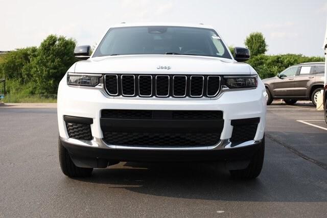 2023 Jeep Grand Cherokee L Laredo 4x4