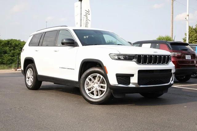 2023 Jeep Grand Cherokee L Laredo 4x4