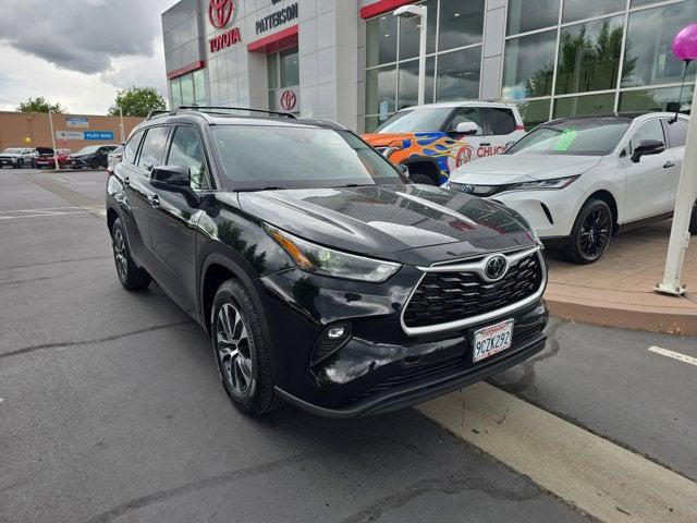2022 Toyota Highlander XLE 2022 Toyota Highlander XLE