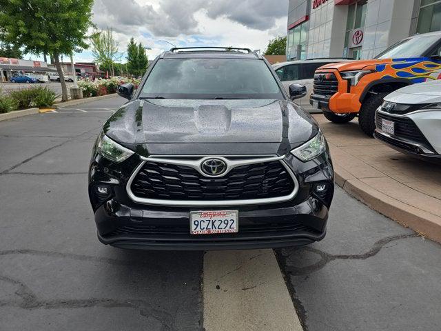 2022 Toyota Highlander XLE 2022 Toyota Highlander XLE