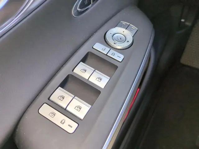 2024 Genesis GV70 Advanced AWD