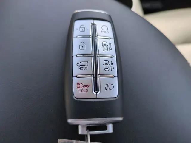 2024 Genesis GV70 Advanced AWD