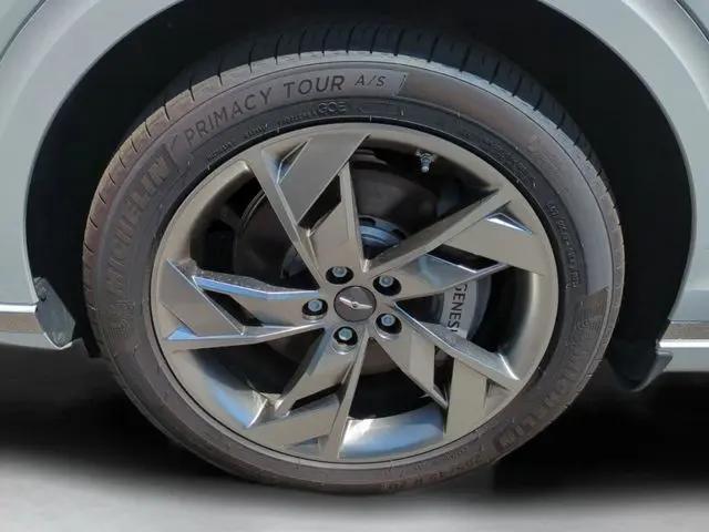 2024 Genesis GV70 Advanced AWD
