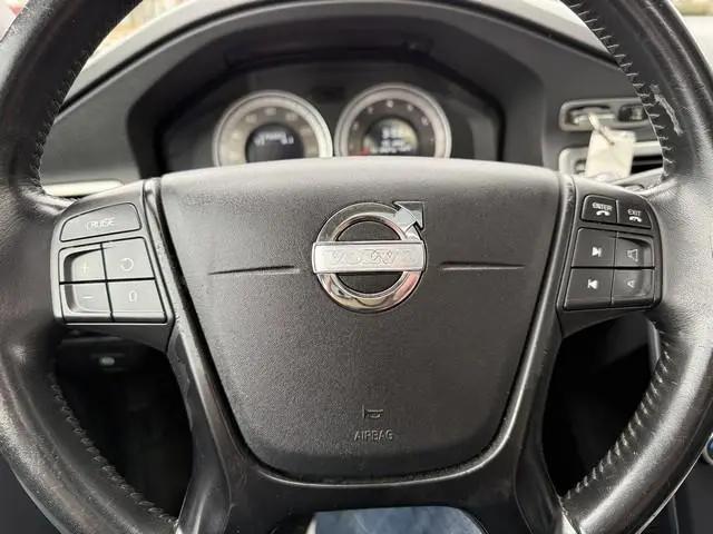 2011 Volvo XC70 3.2