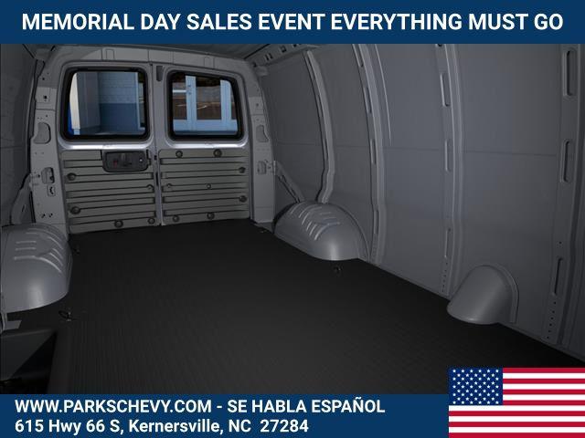 2025 Chevrolet Express Cargo Van RWD 2500 Regular Wheelbase WT