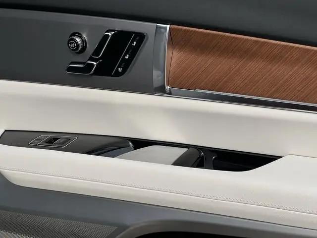 2026 Cadillac iQ Luxury