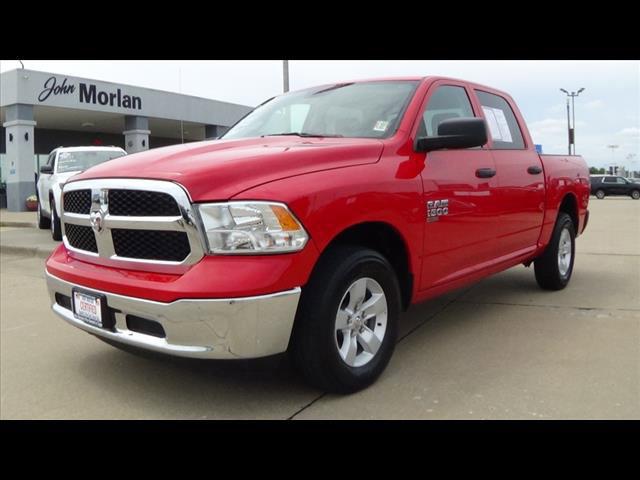 2022 RAM 1500 Classic SLT Crew Cab 4x4 57 Box
