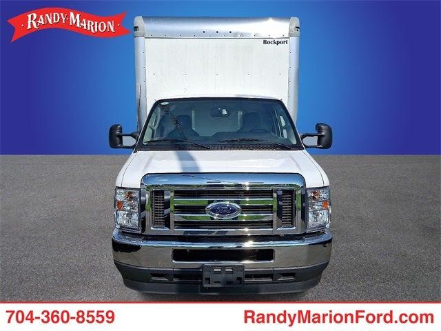 2025 Ford E-450 Cutaway Base