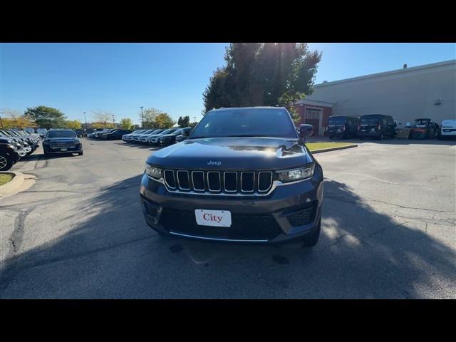 2025 Jeep Grand Cherokee Laredo 4x4