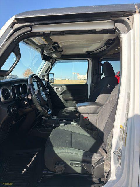 2021 Jeep Gladiator Sport