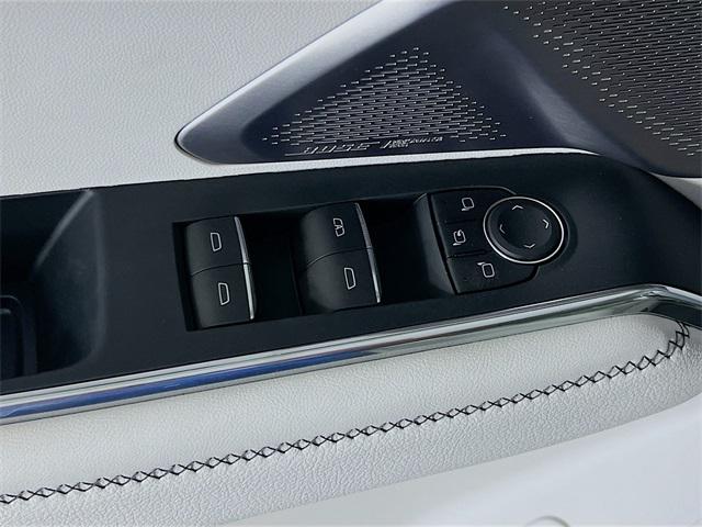 2025 GMC Acadia AWD Denali