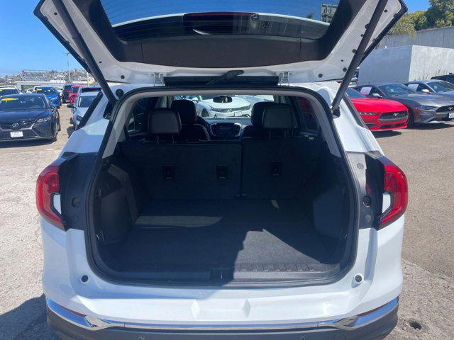 2023 GMC Terrain FWD SLT
