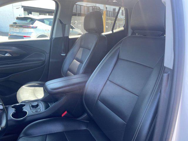 2023 GMC Terrain FWD SLT