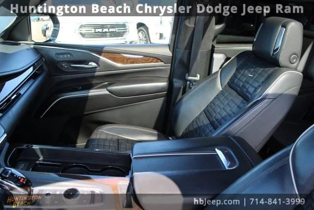 2021 Cadillac Escalade 4WD Sport Platinum